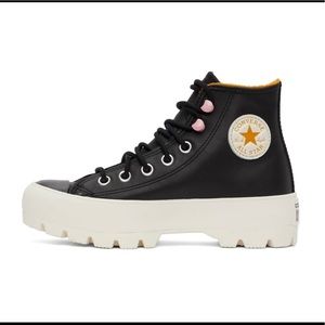 Chuck Taylor All Star Lugged Winter Hi Sneakers